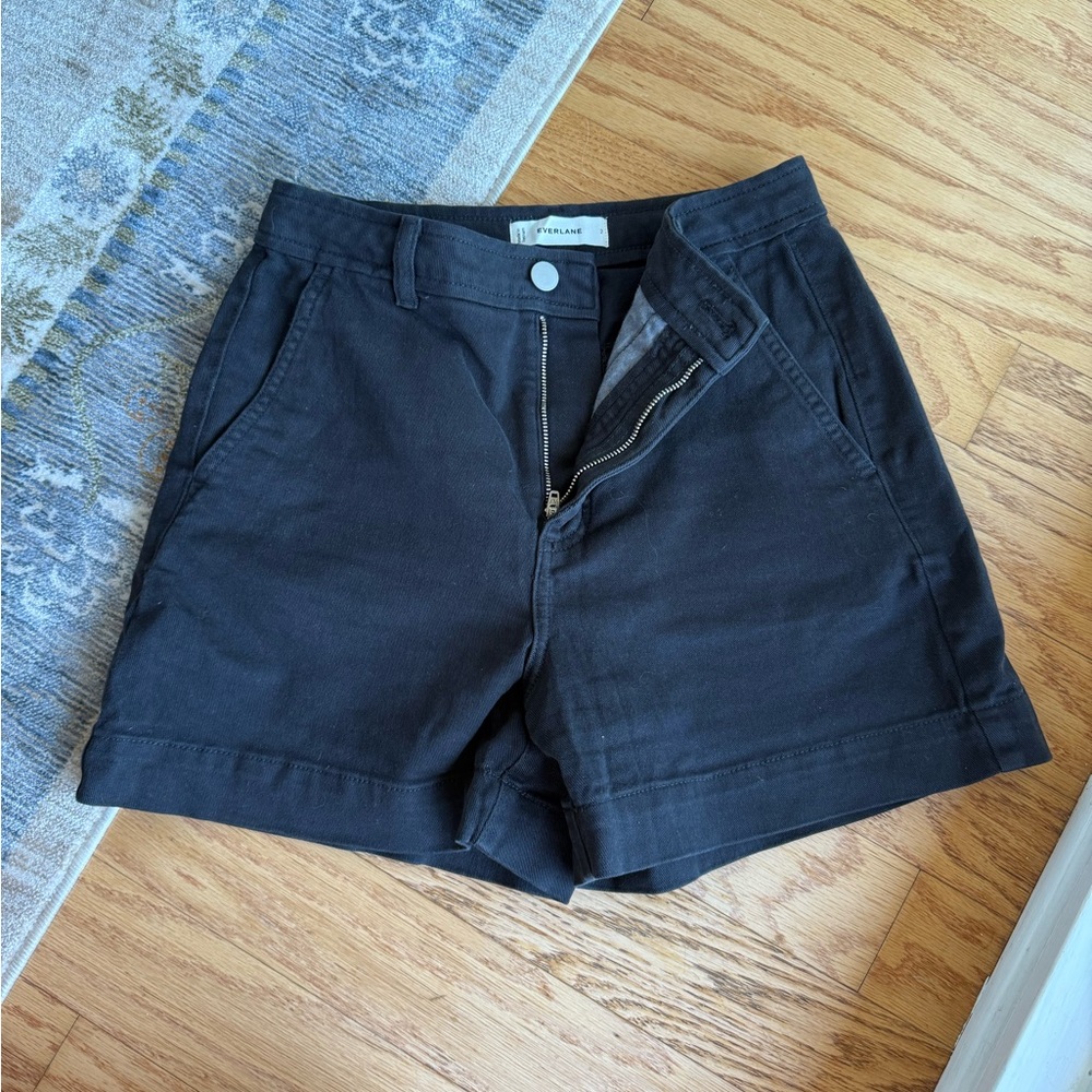 Everlane Black ‘Utility’ Short